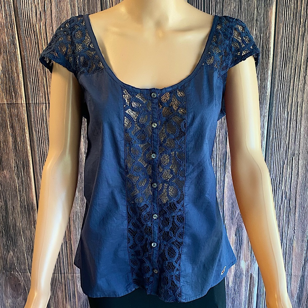 Hollister navy dark blue boho lace detail button down size large
